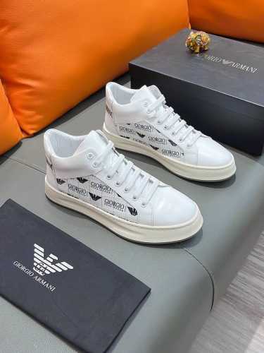 商品名称：Armani 阿玛尼 正规码数: 38-44 高帮鞋 商品材料：精选 牛皮鞋面，柔软羊皮垫脚；原厂特供大底。