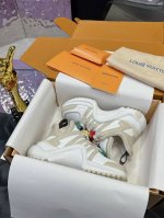 工厂价 Louis Vuiton 路易威登 24 新款 七夕限定 Lv Archlight系列拱桥底老爹鞋休闲厚底系带运动鞋 顶级版本原版购入开发做货 此款lv