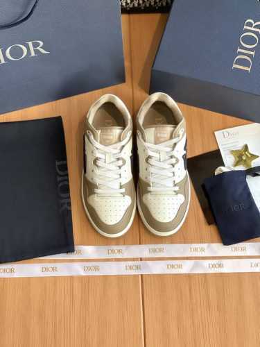 Dior B57系列整双鞋子采购Zp开发打造，全部定制材料，独家开模大底，细节全部对版出货，连包装也做到跟正品一样。码数:男39-44