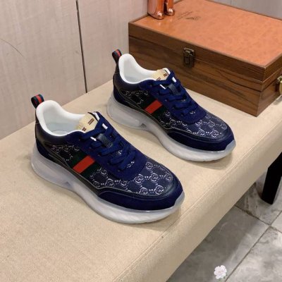 新款: 厂价: 古奇gucci* 最新爆款休闲鞋，顶端品牌奢侈～代购，顶级～质量。鞋面選用进口透气牛皮搭配材质透气羊皮垫脚 精细做工。原版个性时尚柔软橡膠耐磨防