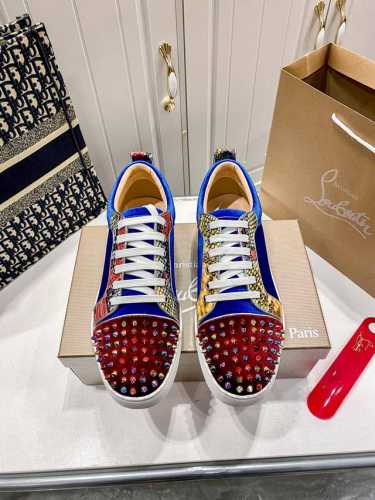 橙子出厂价P ，男码10 定制款 Christian Louboutin Cl低帮板鞋系列 铆钉 水钻 运动鞋休闲鞋红底鞋 情侣款 定做时间较长，请耐心等待！