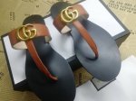 p 170[發]Gucci古奇平底爆款拖鞋、古奇专柜原版1:1精心制作、超级好看！上脚非常轻松舒服。专柜原版一比一精心制作满足你的一切专柜需求内里采用进口山羊皮