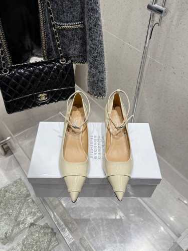 顶级版本 Maisonmargiela｜马吉拉 Mm6 猫跟性感尖头新款火爆来袭！ 太香了，靓丽多彩性感女神扑面而来！ 不容错过的时尚单品 简单又有格调的美 时