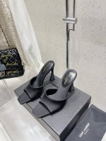Saint Lauren*圣罗兰 Ysl 新款方头高跟凉鞋拖鞋 原版套楦 顶级品质 材质 鞋面：进真丝面料 垫脚：进口羊皮里 大底：真皮大底 跟高10Cm 码数