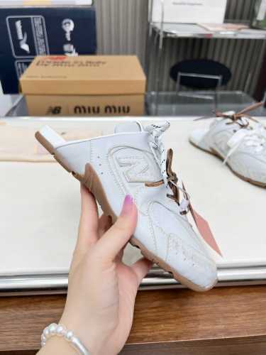 皮10 顶级版本miumiu缪缪情侣款半拖 X New Balance Nb 休闲 运动鞋 阿甘鞋 德训鞋 原版购入开发做货 Miu Miu X New Bal