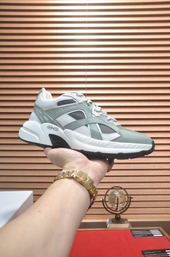 出厂价 Givenchy.纪梵希 专柜同步发售鞋面：意大利进口品牌印花布匹 尽显奢华，透气网布内里加上双层组合，脚感舒适，鞋底：原厂特供橡胶发泡大底，轻便，舒适