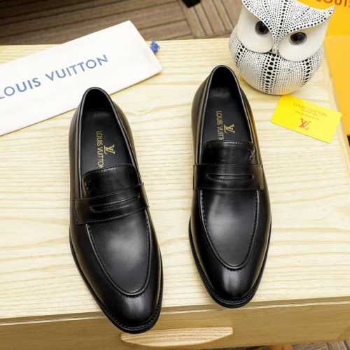 LOUIS VUITTON 里 路易威登 新款男士休闲商务皮鞋官网原版复制，鞋面采用进口官网1:1材料制作意大利牛皮面，水染内里绝非一般的工艺制造，大厂工艺流程
