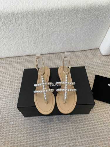 Chanel香奈儿 24Ss 夏季新款镂空 珍珠 罗马凉鞋 鞋面：进口混种羊皮 内里 垫脚：羊皮 大底：意大利真皮大底 Size：#34-42 34 40 41