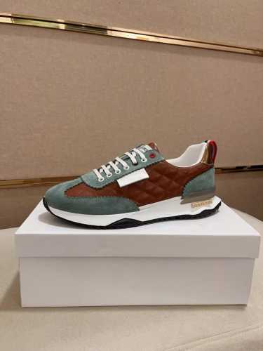 工厂价 高端版羊皮里 thom browne 汤姆 布朗 new york 汤姆再上爆款！这个邪魅酷感的新锐品牌 让我们在这个夏天有了放松 时髦 个性的新选择
