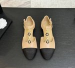 小香 Ch Nel 25新款拼色法式尖头单鞋～代购订单！！高级手工坊系列 香奶奶味十足！名媛气质 优雅の今天换换新口味性感尖头，不偏离它家的风格，跟经典系粗跟属