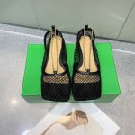 P，Bottega Venetabv春夏新品网孔性感系列链条平底单鞋！完全惊艳、颠覆、劲爆眼球、性感系列单鞋！隐约的透视感觉、上脚、透视感十足！ 简直是一个完美