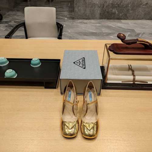 金属镜面系列 顶级包装配套最高版本 PRADA 2024普拉达春季 最新款且超级爆系列爆品。春夏新品， 顶级版本 实力来袭！Prada Glow限时店很闪亮的单