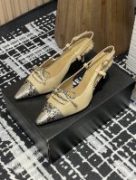 25ss早春新品Chanel小香 Vintage中古 尖头蝴蝶结后空高跟凉鞋尖头设计:优雅显瘦，拉长腿部线条蝴蝶结装饰:甜美可爱，增添女性魅力高跟设计:显高显瘦