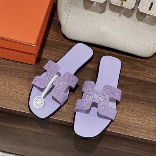 Hermes 爱马仕h拖鞋oran凉鞋系列 时尚又百搭 超级舒服 每个细节都做到极致 原版swift小牛皮 原版1:1独家私模鞋面 原版真皮沿条大底 包装 每对