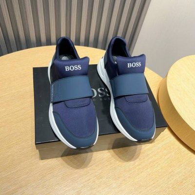 工厂 Boss 新款男仕运动鞋 知名运动品牌新款隆重上市 以奢华高端设计出货 鞋面选用原版定制弹力布制作 羊皮垫脚 叠层设计鞋面线条感层次分明，轻质橡胶大底。轻