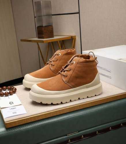 男女同款 请注意 原单品质 比较毛料的厚度爆款ugg 来自澳洲温暖奢侈品牌男鞋，官网同步、贝克汉姆男款..，采用进口头层打蜡牛皮制作，鞋头打蜡 澳洲真羊毛绒里