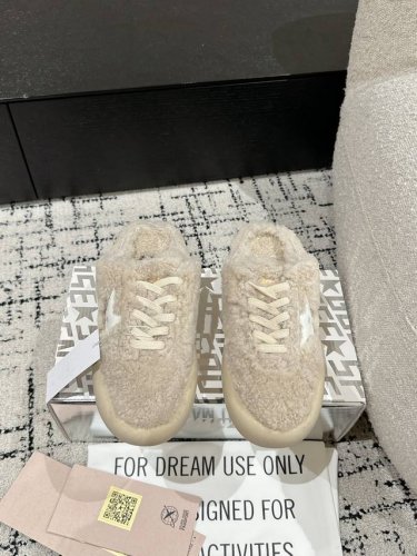 女款 代购级Ggdb 24 秋冬新款纯羊毛鞋 半拖Ddgolden Goose Deluxe Brand Super-Star Ggdb 星星小脏鞋 ，火红程度