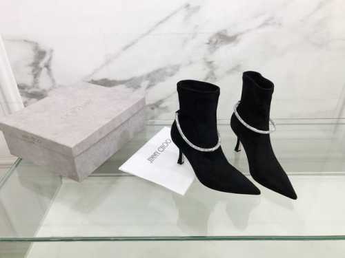 Jimmy Choo 吉米 周仰杰捷克钻装饰时尚性感高跟弹力短靴 鞋面：柔软弹力牛皮 垫脚 内里：羊皮里 大底：意大利进口真皮底 码数：35-39 34、40定