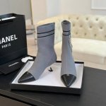 Chanel 24Ss 小香 新款 小香字母扣 袜子靴 秋冬香家必备爆款 女神系列，拥有香家特色优雅名媛气质，超级耐看，让人无法抗拒，心动ing 鞋面：进口针织