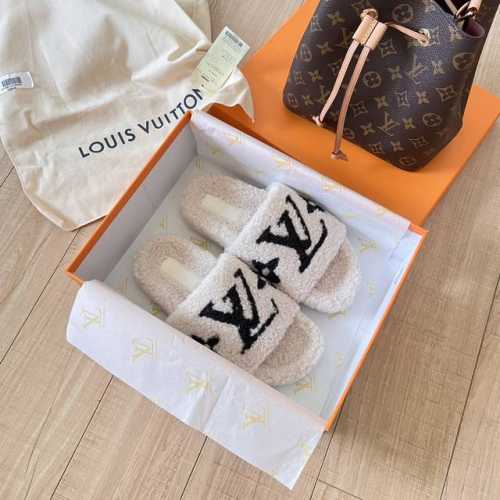 出厂： 高版本 Louis Vuitton 路易威登 顶级专柜 官网上新 独家首发 路易威登 Lv 24Ss 秋冬羊羔毛拖 Lv毛拖 毛拖 Lv拖 Lv鞋控 小