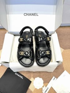 高货720 size：35-36-37-38-39-(40定做退换） chanel |小香黑金24C新品夏日魔术贴沙滩鞋 双C魔术贴休闲凉鞋，夏日沙滩鞋！ ch