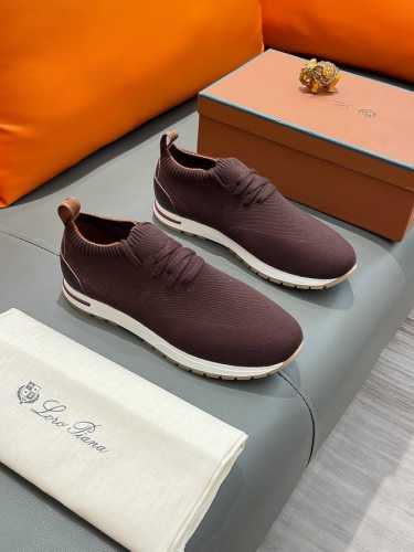 商品名称：Loro Piana L 正规码数 38-44 休闲鞋 商品材料：精选 飞织鞋面，舒适羊皮内里 ；原厂大底。