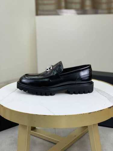 工厂价 顶级原单品质 发泡大底系列 专柜同步dolce&Gabbana 杜嘉班纳 ～高品质. Dg懒人豆豆皮鞋、众多明星至爱，采用高端进口头层开边珠小牛皮拼接设