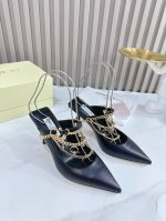 冲量价 Jimmy Choo 吉米周 是一个非常全面之尊贵时尚生活品牌， 香港,美国等大时尚博主及明星的同款表带女士高跟，中跟，平跟后空凉鞋系列。 澳大利亚尖头