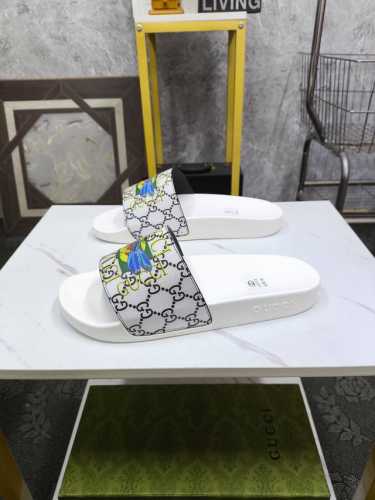 实价 情侣款 GUCCI-古奇 百搭休闲拖鞋，进口原版材质，羊皮内里 高档舒适，原版大底轻盈耐磨！纯手工制作，细节决定品质！37-44 35.36.46.47定
