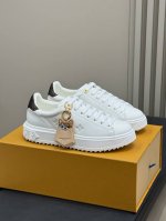 顶级品质P460 louis Vuitton Ss25 New Arrival～ lv经典厚底运动鞋2025春夏新版面 本款Time Out运动鞋取材柔软牛皮革