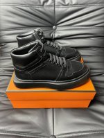 出厂价 实价 Hermes 爱玛仕 -高端品质 原单 -鞋面：纳帕小牛皮、车缝品牌'H'图腾 -内里：水染牛皮 -大底：超轻tpu发泡；成型大底 -超高品控 做