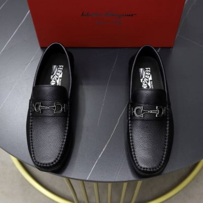 出厂价： 牛里 品牌：菲拉格慕ferragamo 标准码：男码38 44 45定制 等级：官网同款 材料：原版进口牛皮面牛皮里 原版耐磨轻便大底 款式类别：男士