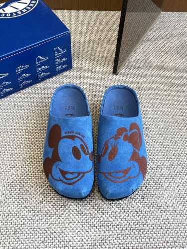 330Birkenstock 勃肯 25Ss新款厚底包头拖 米奇鼠联名款 人体工程学设计符合脚形的脚床 软木材质穿着超级轻便舒适 楦形线条优美 做工精致 长时间
