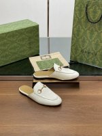 早秋新款gucci 最新漆皮配色princetown系列乐福拖鞋 顶级品质 最高版慕勒鞋 面料：原版定制进口漆皮 内里／垫脚:羊皮里。 大底：原版意大利真皮底