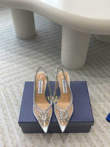 Aquazzura 24Ss 惊艳火爆款、菠萝 王室贵族的钟爱雍容华贵、气质高雅、到手如图柜级品质 进口pvc胶片 璀璨别致水钻饰扣、小羊皮内里、意大利真a级真