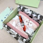 Off White情侣款 出厂价：65-75 最新春款高邦休闲佳作，发布市场最高品质版本系列原版开模，原版套楦，制作工艺1:1原版越来越多明星网红的不二选择在经