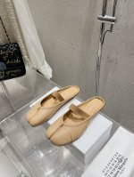 Maison Margiela｜马吉拉mm6 24Ss初夏新品皱褶分趾芭蕾舞鞋 时髦精必入 太太太百搭啦 夏天搭配各种凹造型必备 非常出片！ 定制混种小羊皮水染