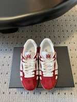 Amiri 埃米尔 25ss早春新款 骨头鞋 情侣款 休闲 运动鞋 板鞋 以骨头图案拼贴带来率性不羁格调，撞色勾面个性吸睛造型，呈现奢华美学与设计的精妙交融。A