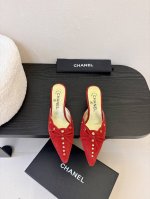Chanel Vintage中古系列凉鞋简约而不简单的款，上脚特别显脚细。鞋面定制面，内里垫脚羊皮，真皮大底。跟高7Size:35-39 4041定做
