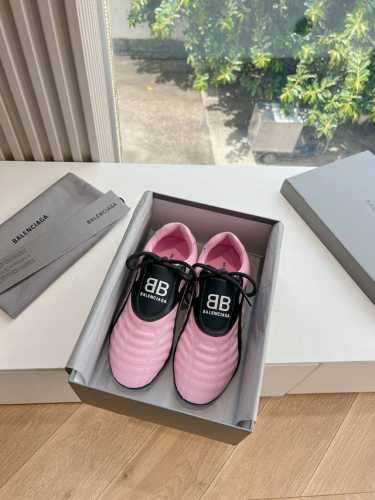 G0286顶级balenciaga巴黎世家格纹隐藏款棒球鞋休闲鞋 超火爆 众明星网红潮人大秀款 松驰感满满 秀气高级又可爱 菱格纹 柔软小牛皮配搭和经典双log