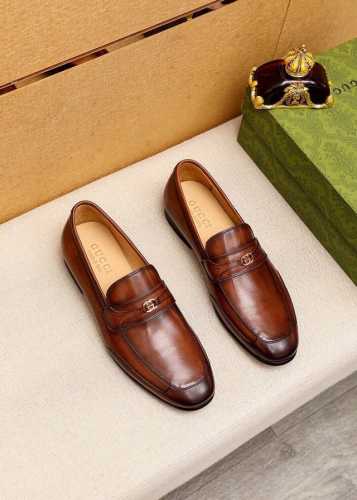 商品商标：Gucci 古驰 休闲皮鞋正码码数: 38-44 45订制商品材料：精选 进口头层小牛皮鞋面+奢华五金扣，进口小染牛皮内里 强烈立体视觉效果，组合大底