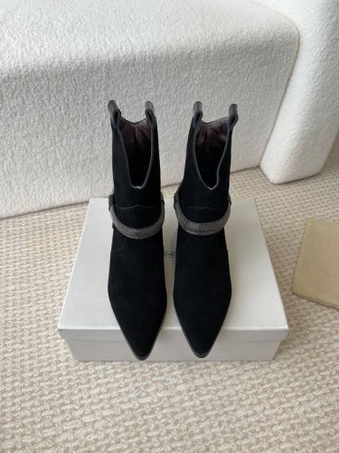 工厂价:皮里 毛里 Brunello Cucineli Ss24 New Arrival～ 秋冬新款系 尖头切尔西短靴 上脚帅气舒适 秋冬一定要有一双bc的战靴