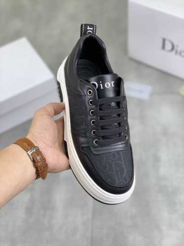 工厂价 实价 Dior 2024迪奥原版系带高帮男鞋 经典款休闲鞋本款是官方主打经典款，1:1质量，原厂名师制作，采用优质牛皮配原版材料舒适透气网布內里猪皮鞋垫