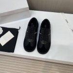 出厂价 爆款 2024新进小众品牌unfolio 系带低帮运动鞋，不撞款 超百搭，文咏珊张小斐众多明星同款，小众得训真的深得我心，好走百搭不烂大街，妥妥的百搭神