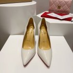 顶级版原版盒 Christian Louboutin s原版做货重工CL经典漆皮波浪纹高跟鞋系列～ 鞋面：招牌的侧面波浪纹设计，整体外观设计都带着一点点黑暗的感