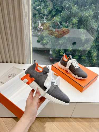 男码10 顶级版 Hermes 爱马仕爆单新品bouncing男女同款情侣运动鞋轻napa小牛皮拼接麂皮，搭配撞色大底，简约鞋型，打造活力休闲风格 又是一款必火