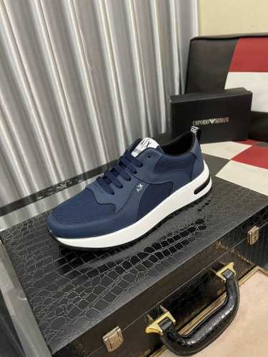出厂价： 阿玛尼 Armani 男士休闲鞋新款上市 鞋面头层牛皮真皮内里进口原版大底完美造型顶级品质，鞋面logo电绣显得鞋型饱满，立体感十足，舒适透气超级百搭