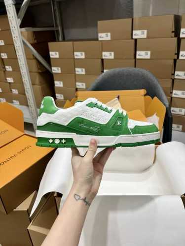 男码#东莞顶级代购版本 Lv Trainer 情侣限定系列休闲运动篮球鞋颜值担当 上脚帅炸，每个颜色都是巨巨巨好看！潮人必备单品原版订制压纹粒面小牛皮 非市面超
