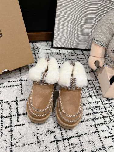 顶级品质 Ugg经典系列全新升级厚底雪地靴 Check 你的随性复古棕色系look，点亮街头拿捏 潮酷不费力~厚底铅笔靴 大橘底一秒蹬厚底tazz秋冬装备齐活，