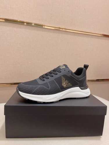 阿玛尼 armani exchange 官网最新款 ax时尚休闲男鞋，爆款版型简洁大气，潮男专属.独有的官网最新品牌元素元素原版装饰，时尚又大方，面料原版牛皮羊